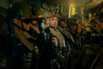 On the Brink: Den amerikanska marinkåren inifrån